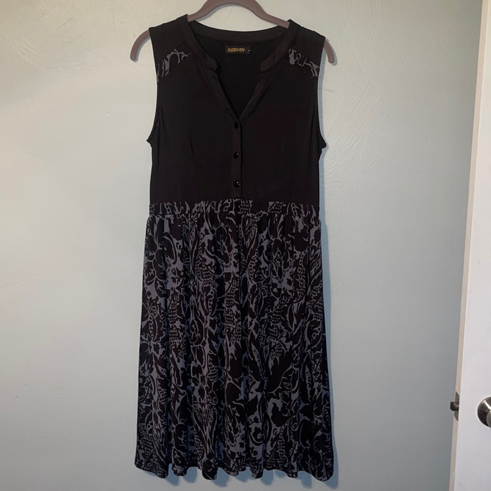 B25 Dress